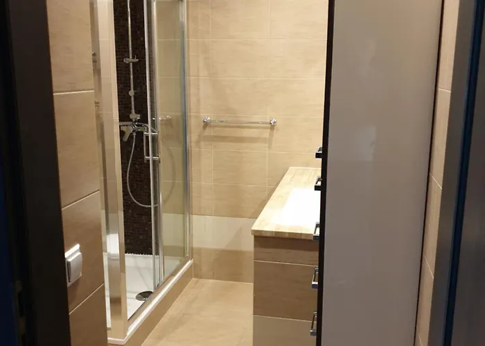 Przestronny Dla 9 Osób - 4 Sypialnie, Parking Apartamento *