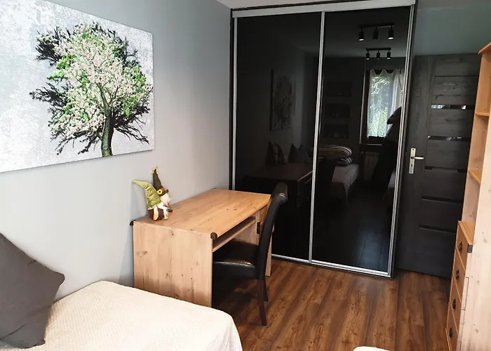 Przestronny Dla 9 Osób - 4 Sypialnie, Parking Apartamento